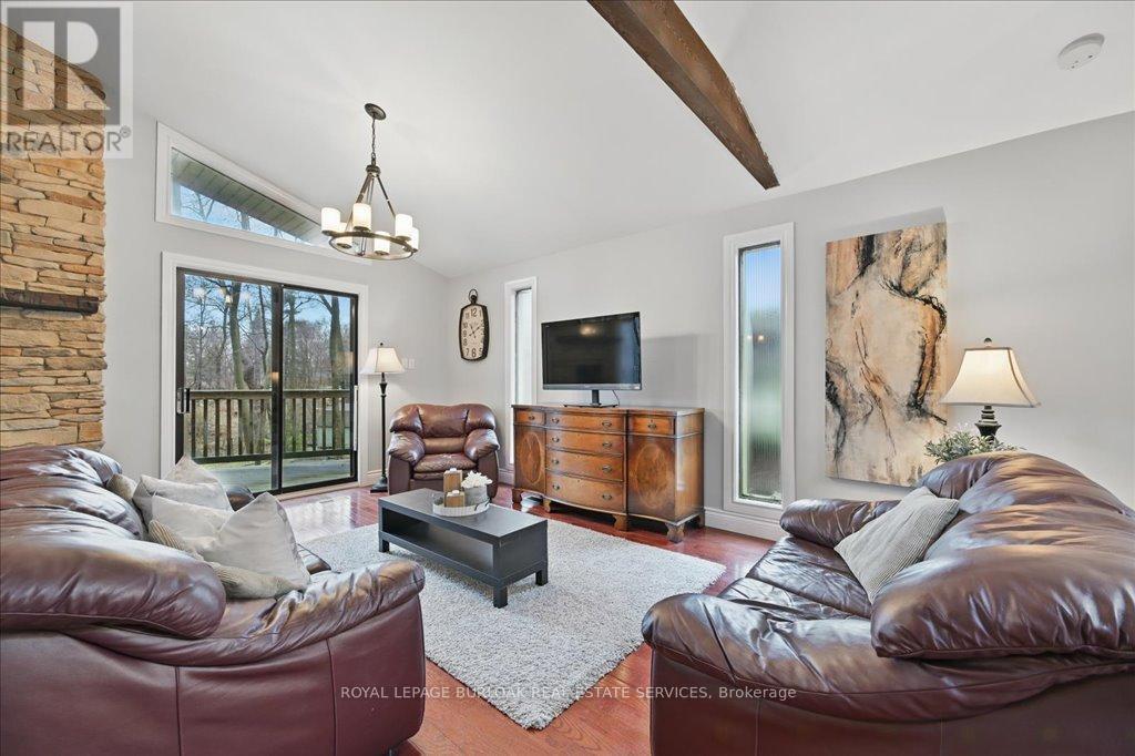 












768 KING ROAD

,
Burlington,




Ontario
L7T3K6

