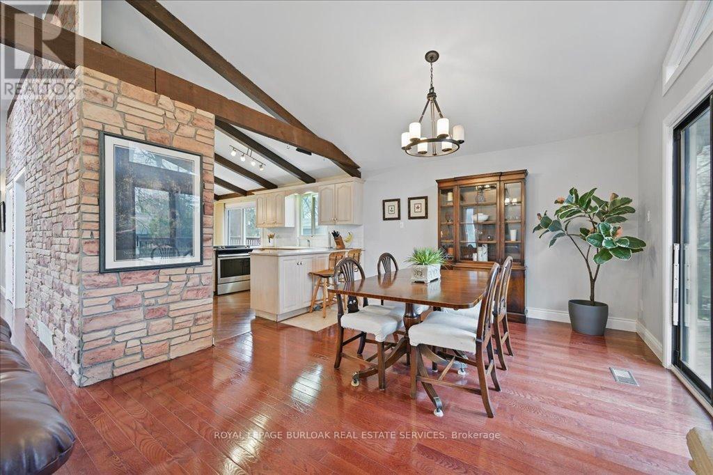 












768 KING ROAD

,
Burlington,




Ontario
L7T3K6

