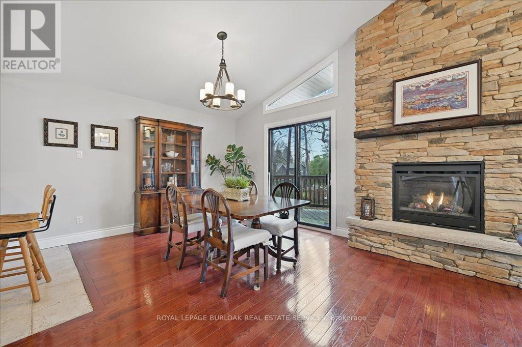 












768 KING ROAD

,
Burlington,




Ontario
L7T3K6

