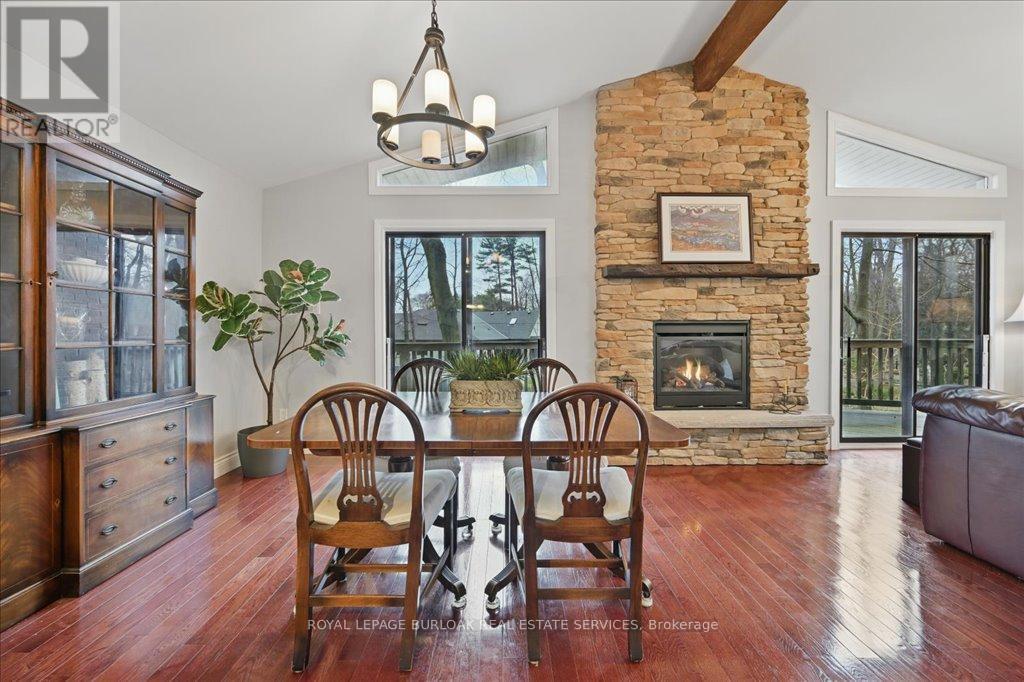 












768 KING ROAD

,
Burlington,




Ontario
L7T3K6

