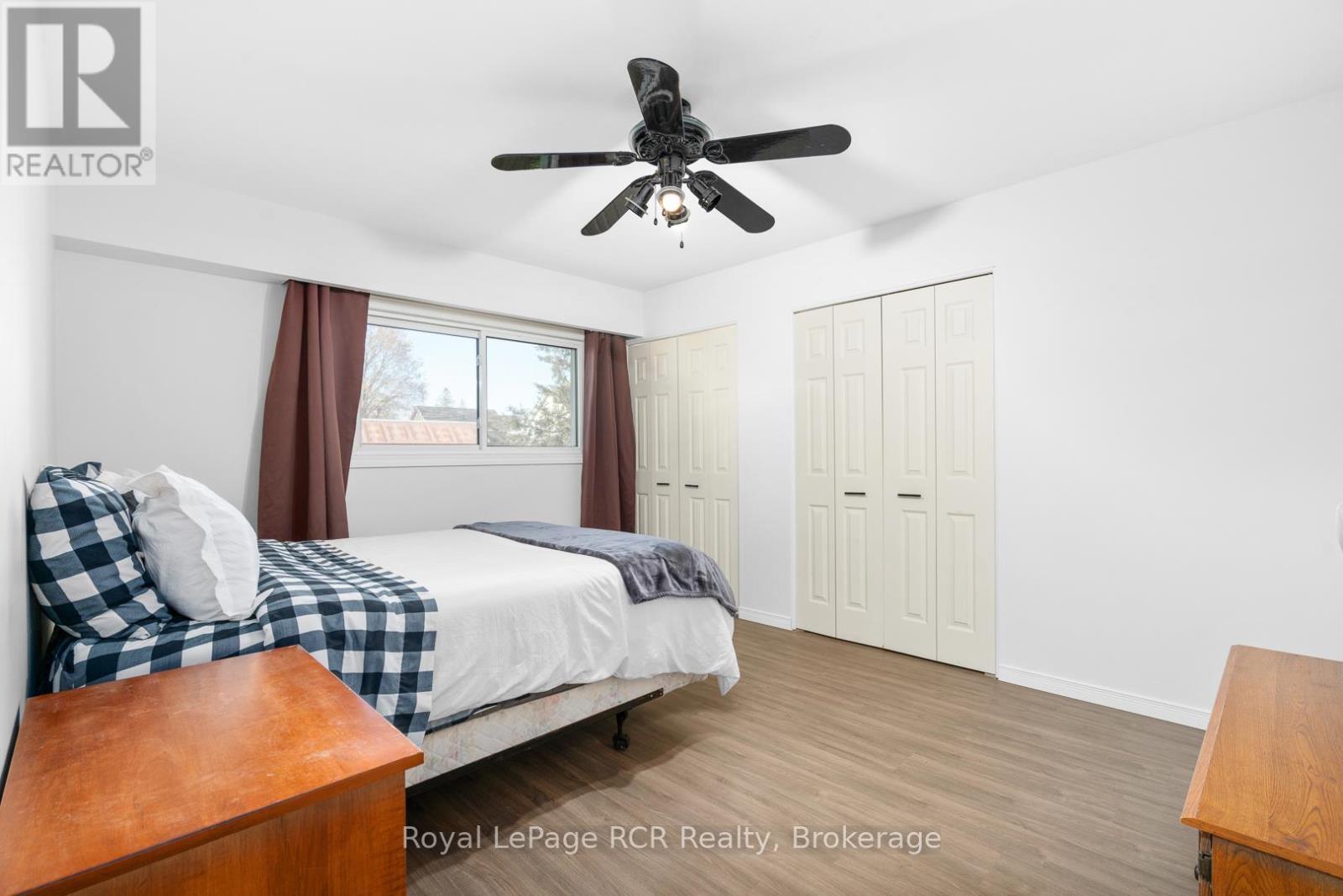 












170 7TH STREET

,
Hanover,




Ontario
N4N1G5

