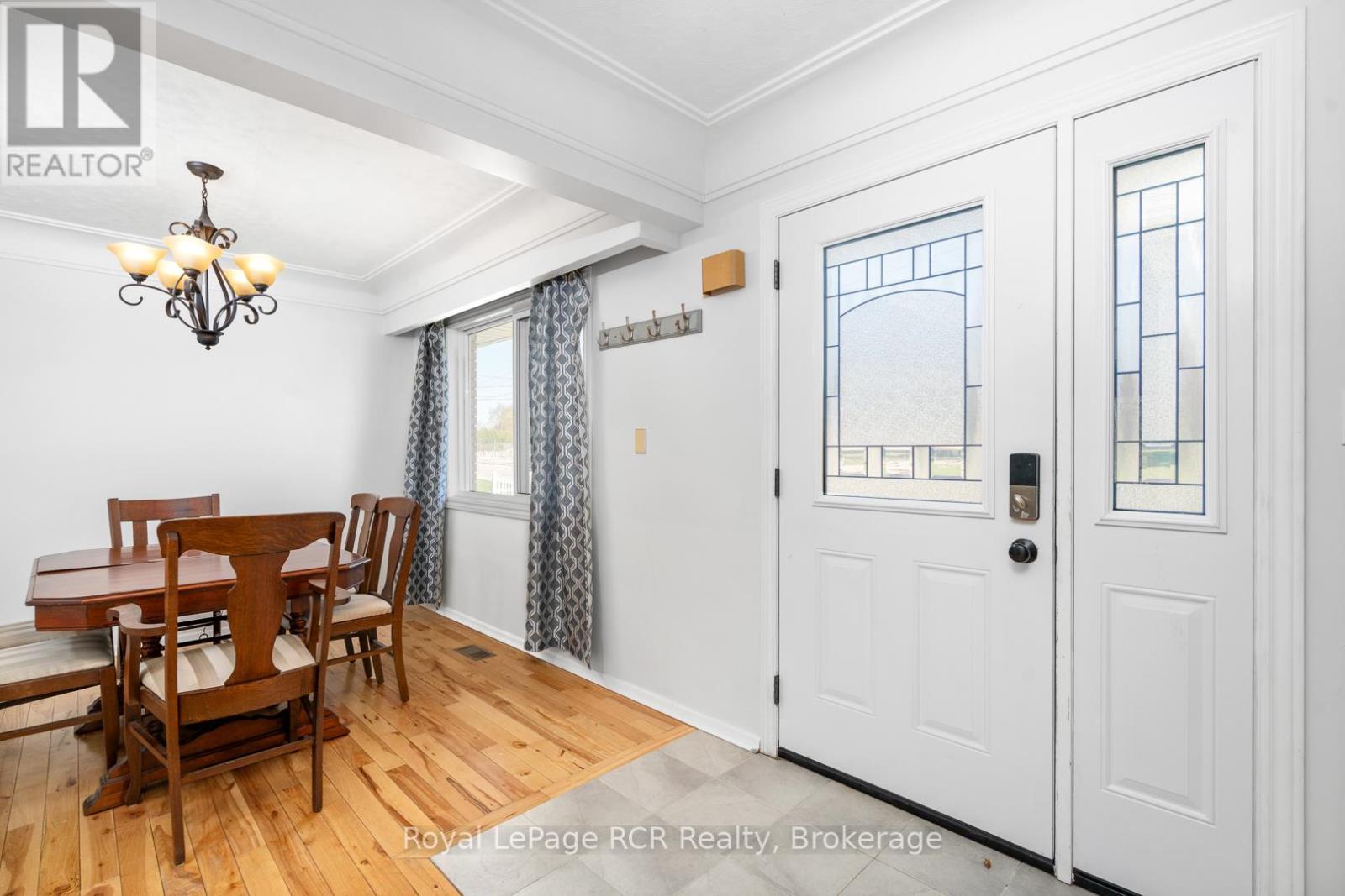 












170 7TH STREET

,
Hanover,




Ontario
N4N1G5

