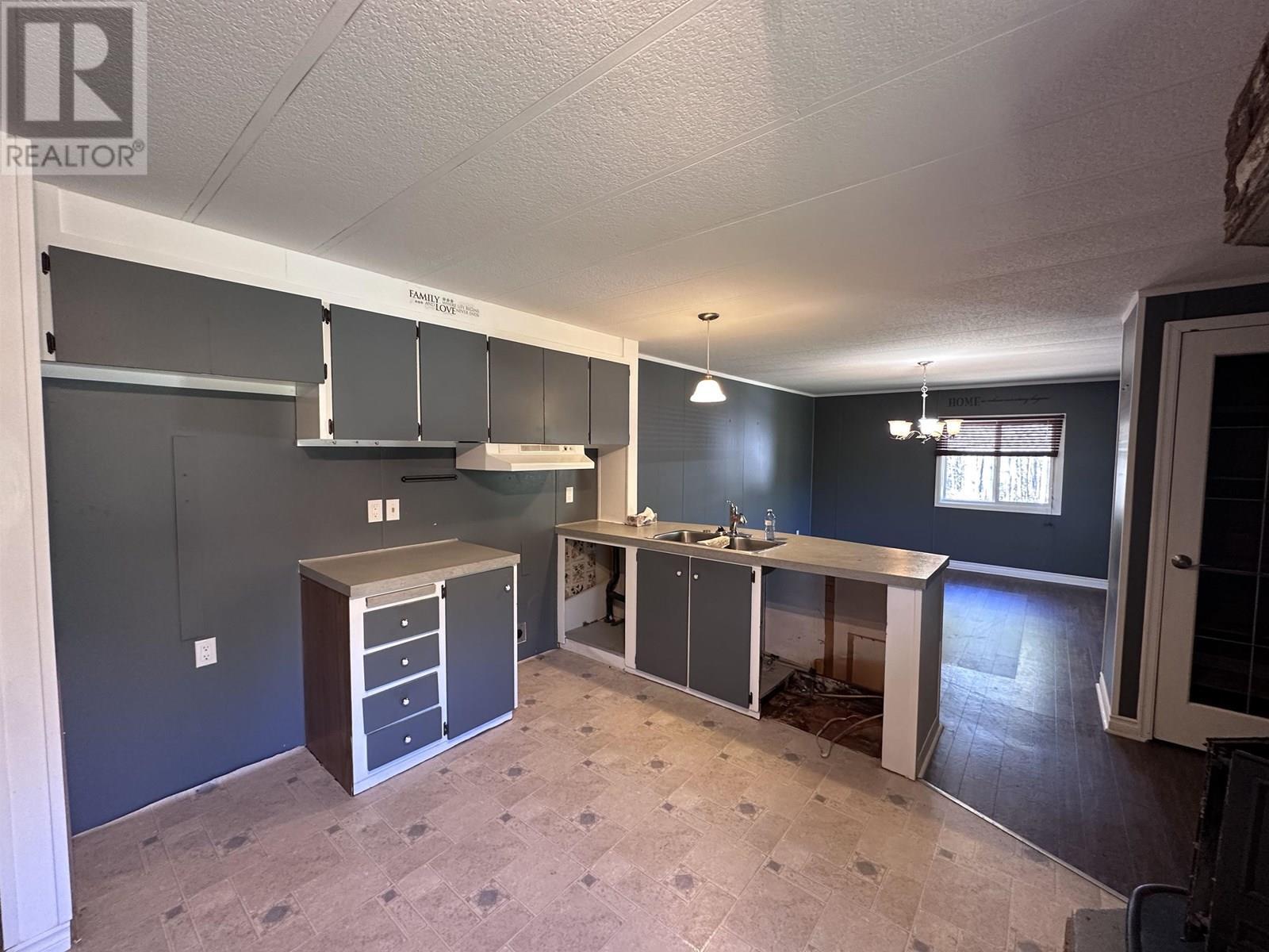 












8 FEDIW ROAD

,
Fort Nelson,




British Columbia
V0C1R0

