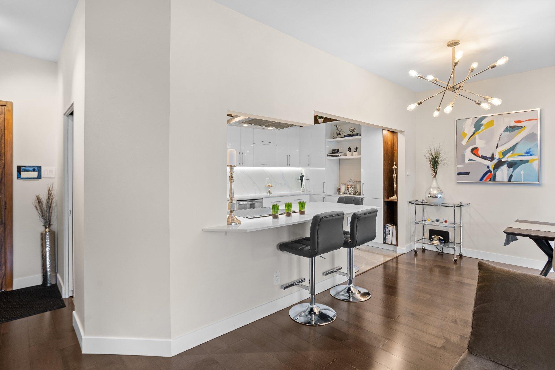 









4520


Prom. Paton

, 109,
Laval (Chomedey),




QC
H7W4X1

