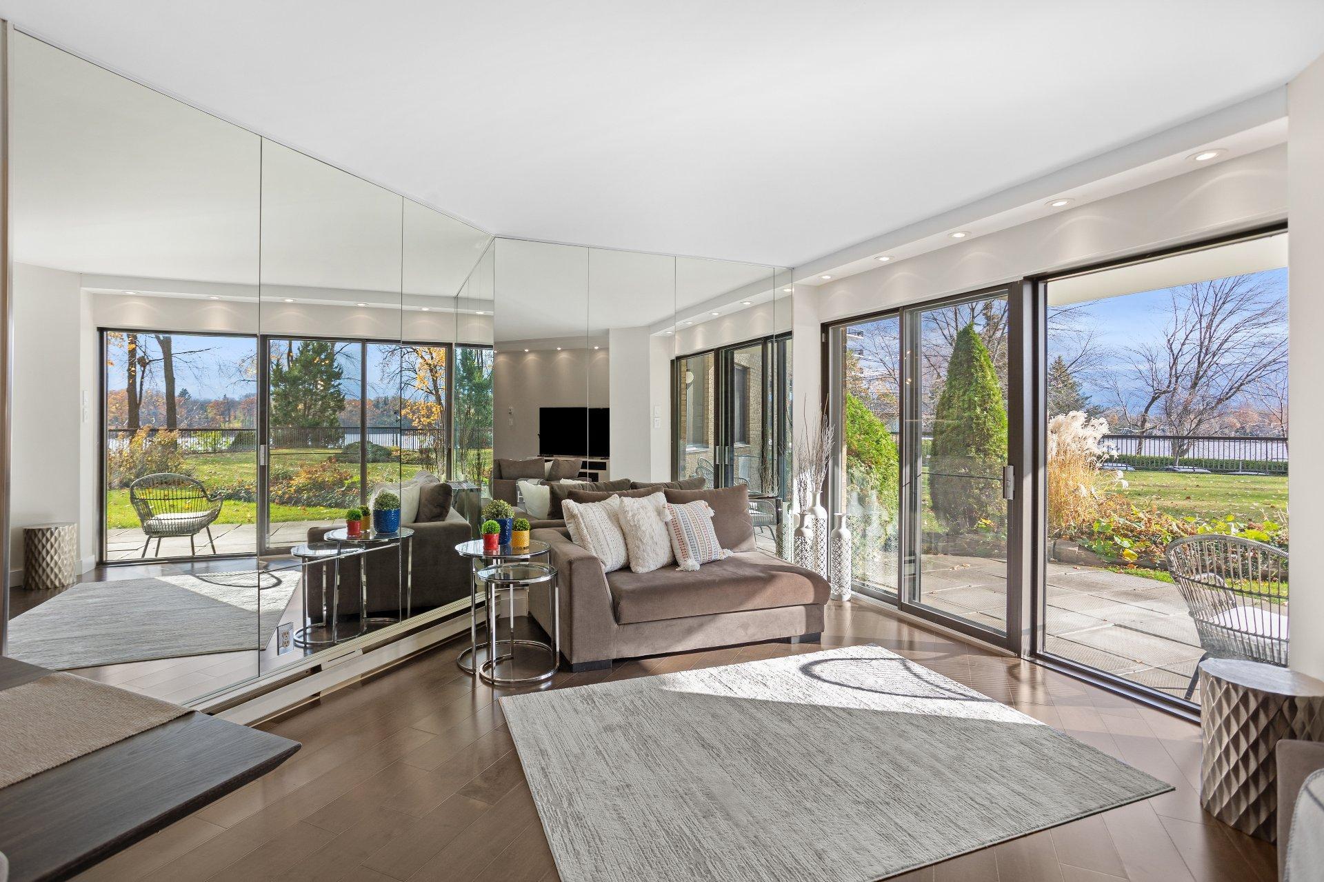 









4520


Prom. Paton

, 109,
Laval (Chomedey),




QC
H7W4X1


