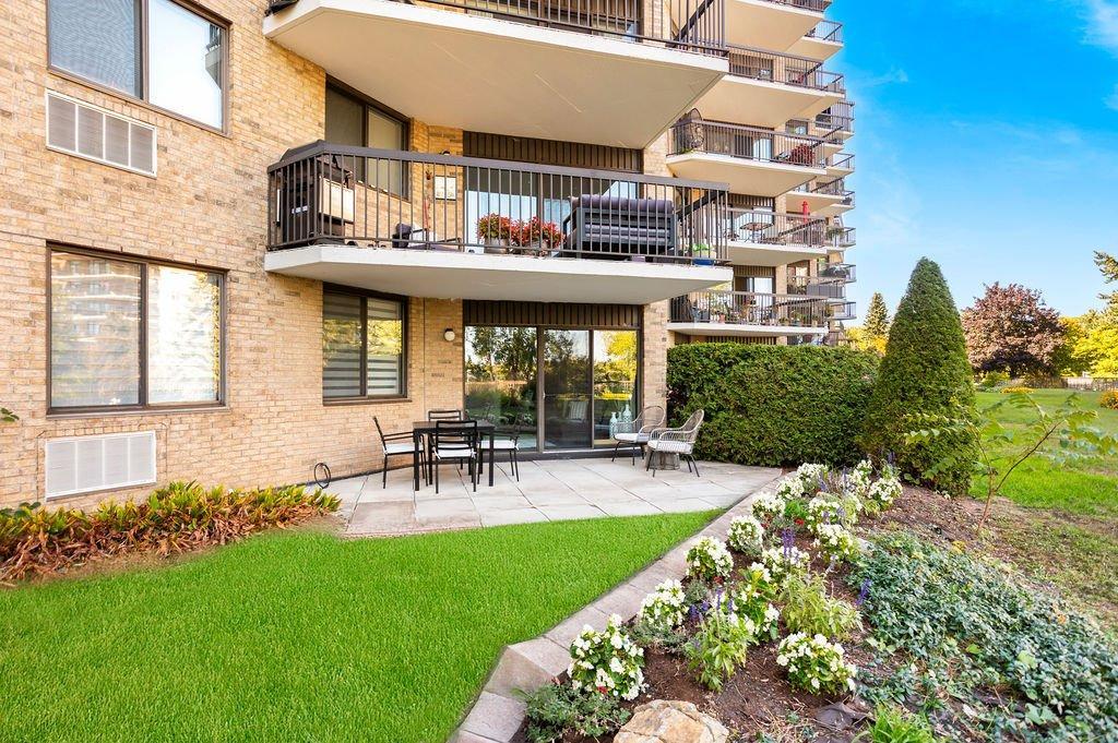 









4520


Prom. Paton

, 109,
Laval (Chomedey),




QC
H7W4X1

