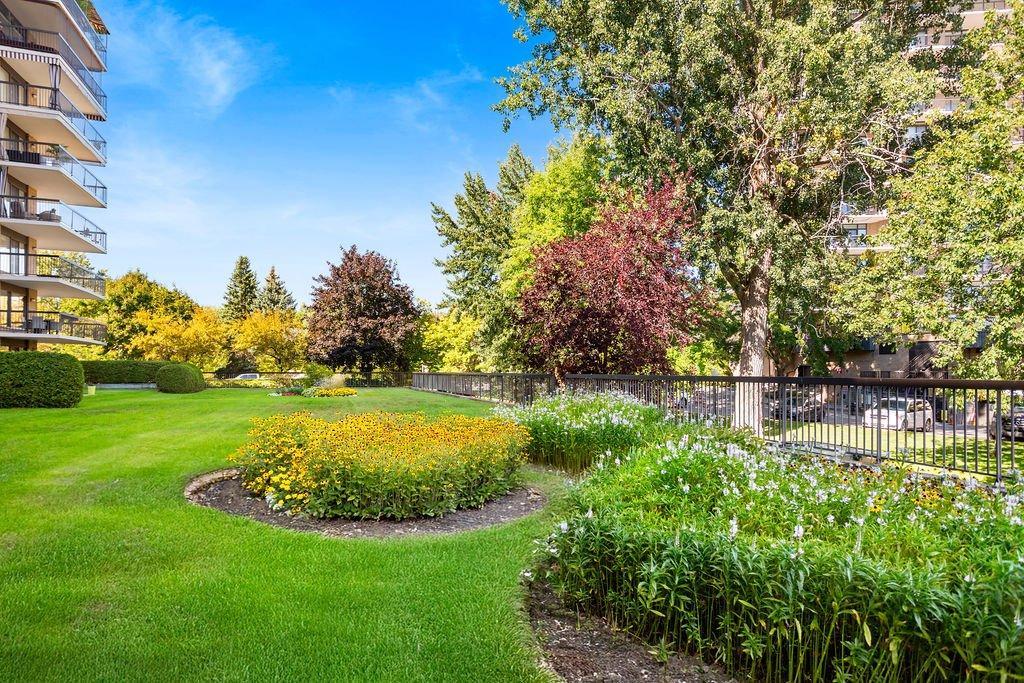 









4520


Prom. Paton

, 109,
Laval (Chomedey),




QC
H7W4X1

