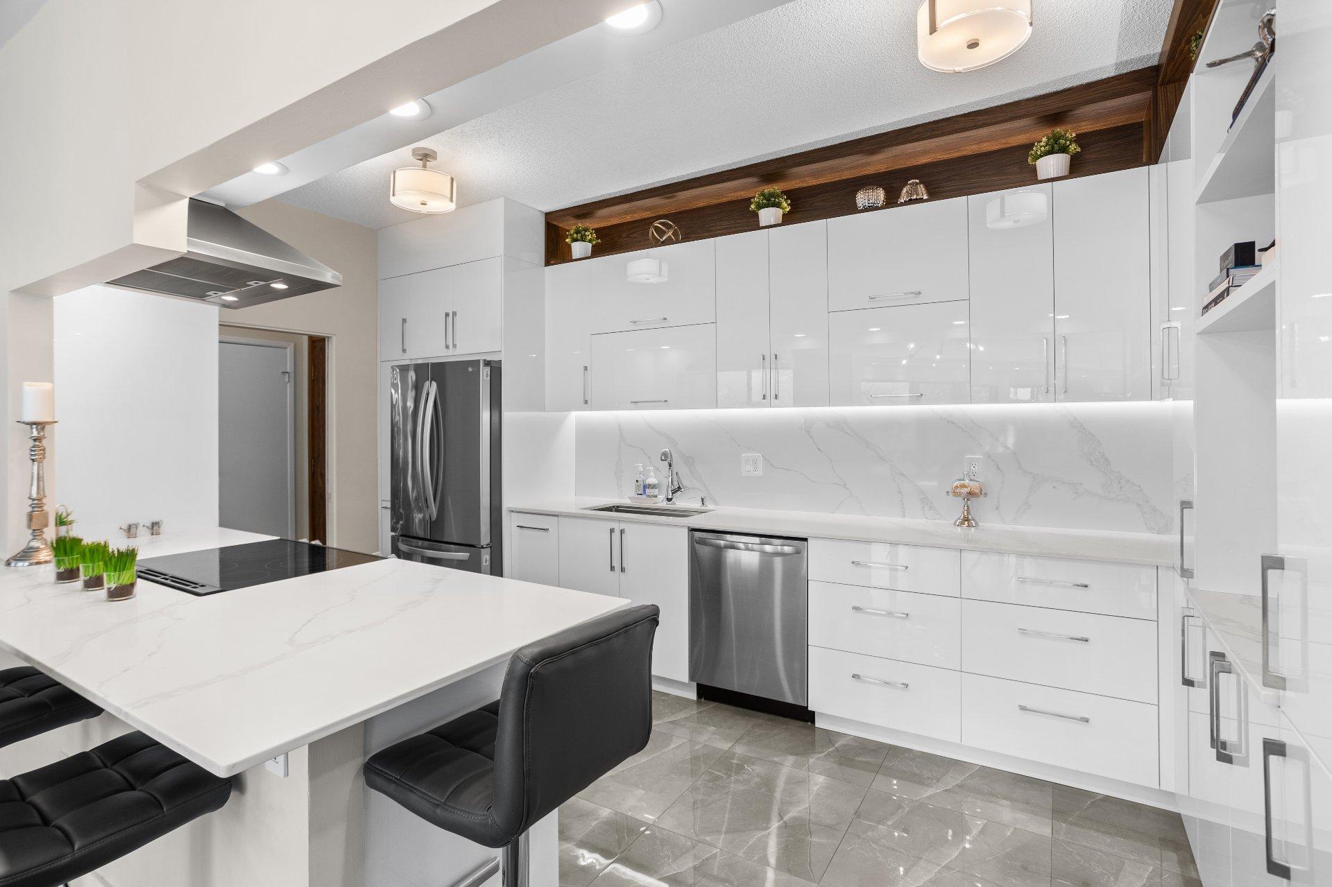 









4520


Prom. Paton

, 109,
Laval (Chomedey),




QC
H7W4X1

