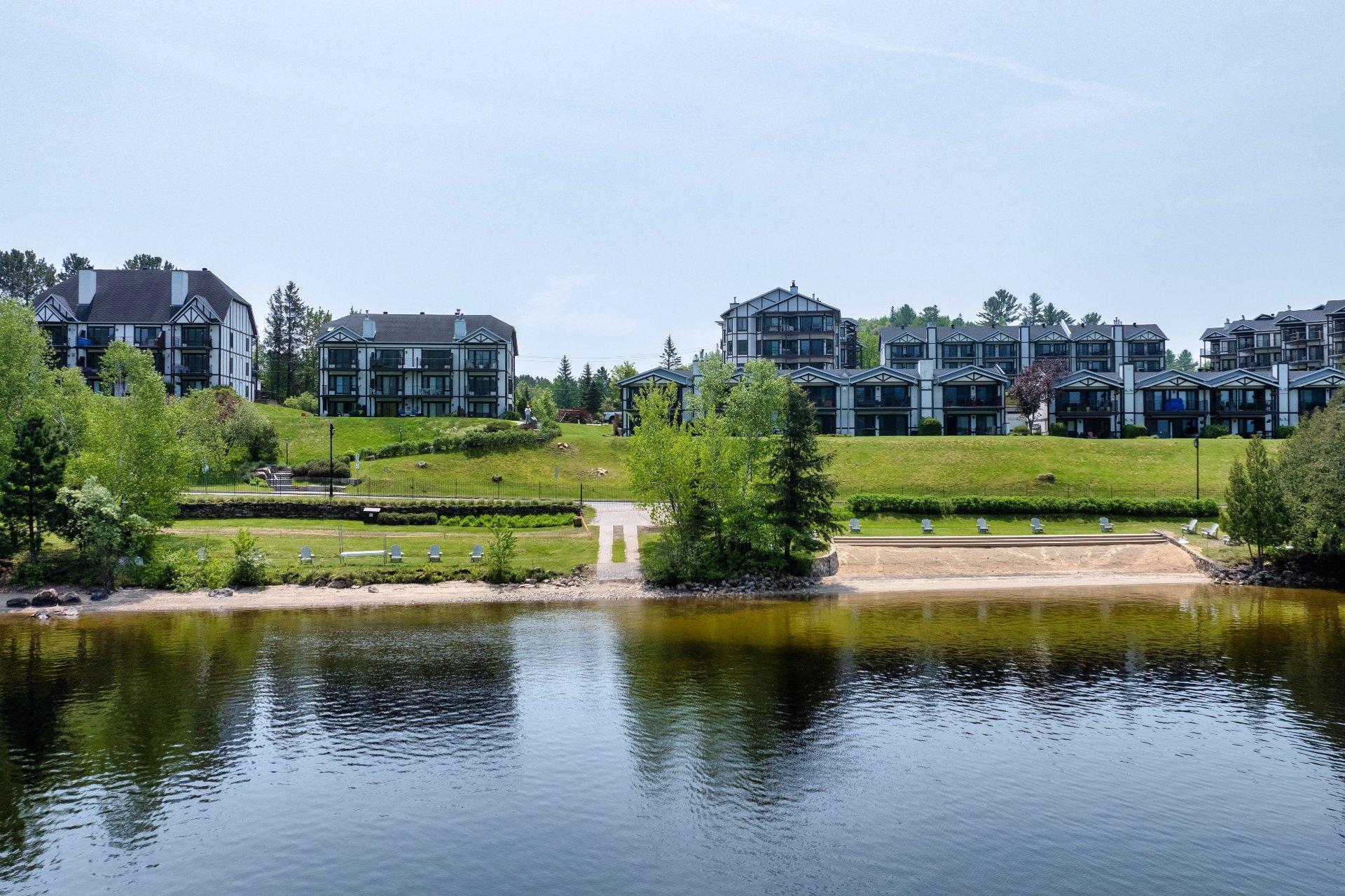 









140


Rue Pinoteau

, 2112,
Mont-Tremblant,




QC
J8E1G2

