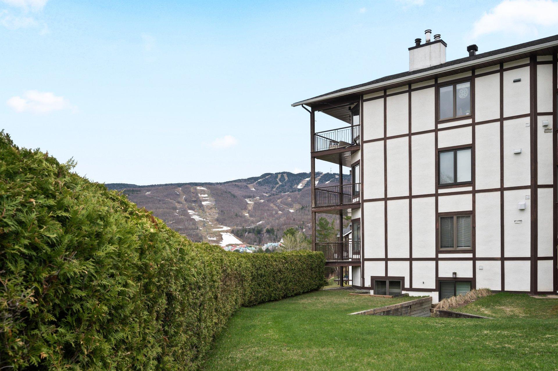 









140


Rue Pinoteau

, 2112,
Mont-Tremblant,




QC
J8E1G2

