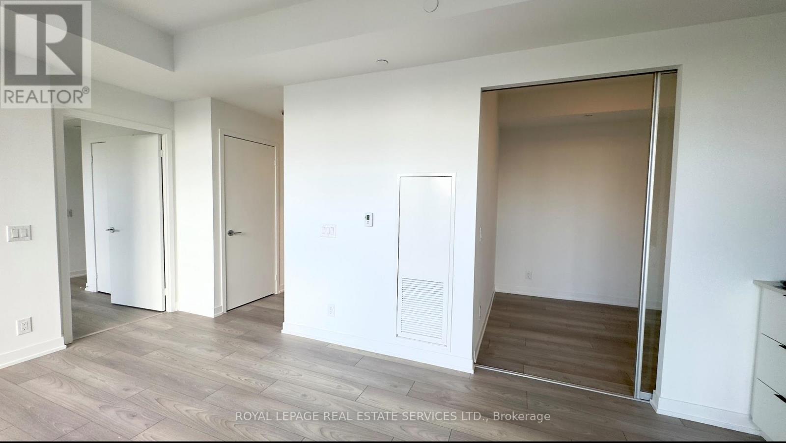 












602 - 1182 KING STREET W

,
Toronto,




Ontario
M6K1E6

