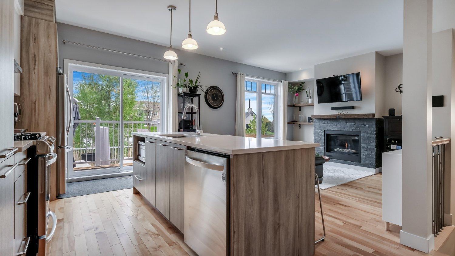 









6038


Imp. de la Coupe

,
Saint-Hyacinthe,




QC
J2T0B1

