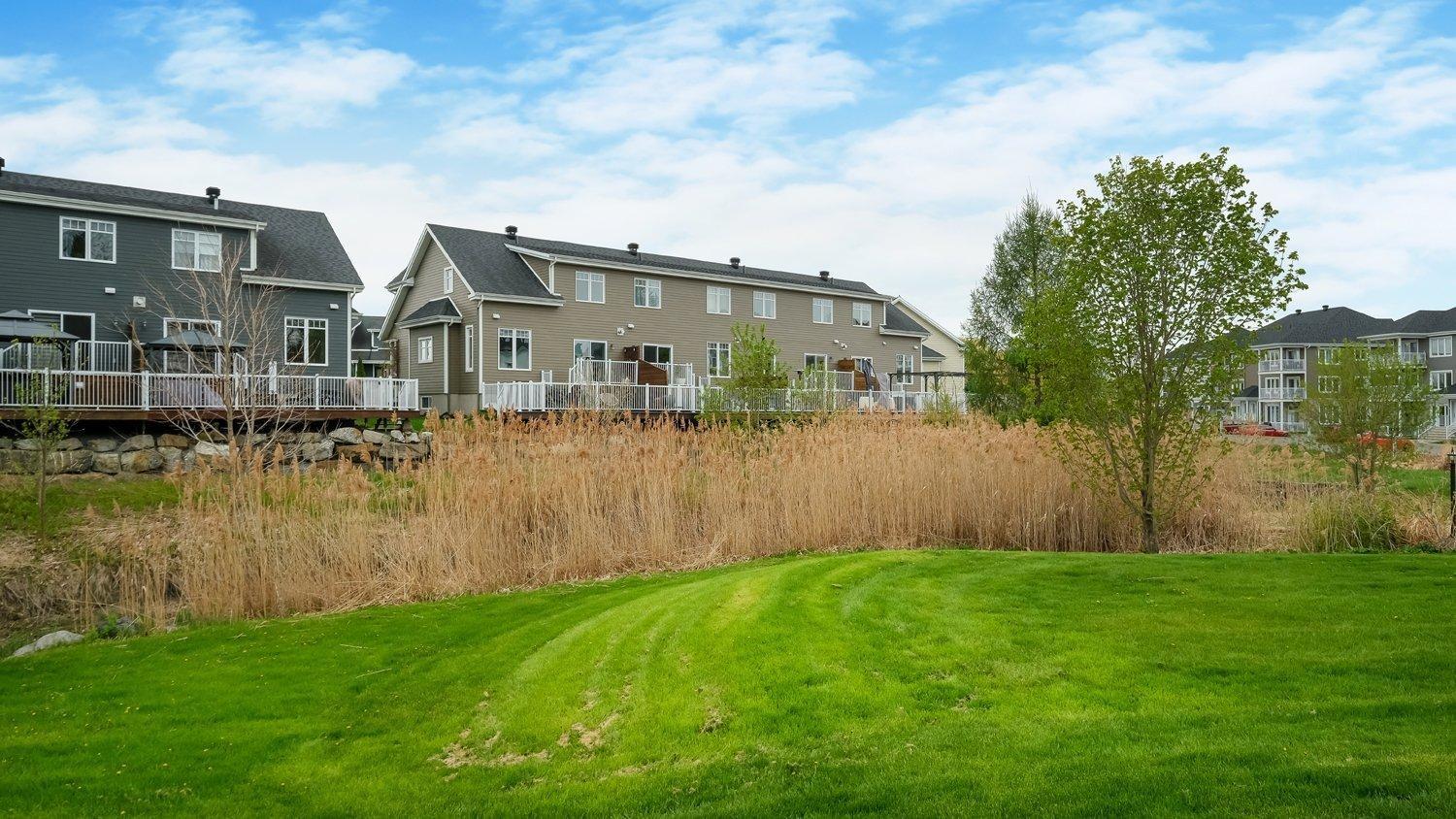 









6038


Imp. de la Coupe

,
Saint-Hyacinthe,




QC
J2T0B1

