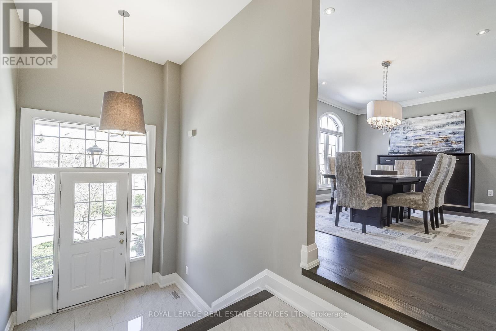 












11 - 2400 NEYAGAWA BOULEVARD

,
Oakville,




Ontario
L6H7P5

