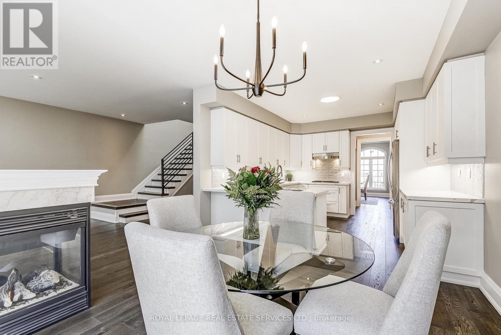 












11 - 2400 NEYAGAWA BOULEVARD

,
Oakville,




Ontario
L6H7P5

