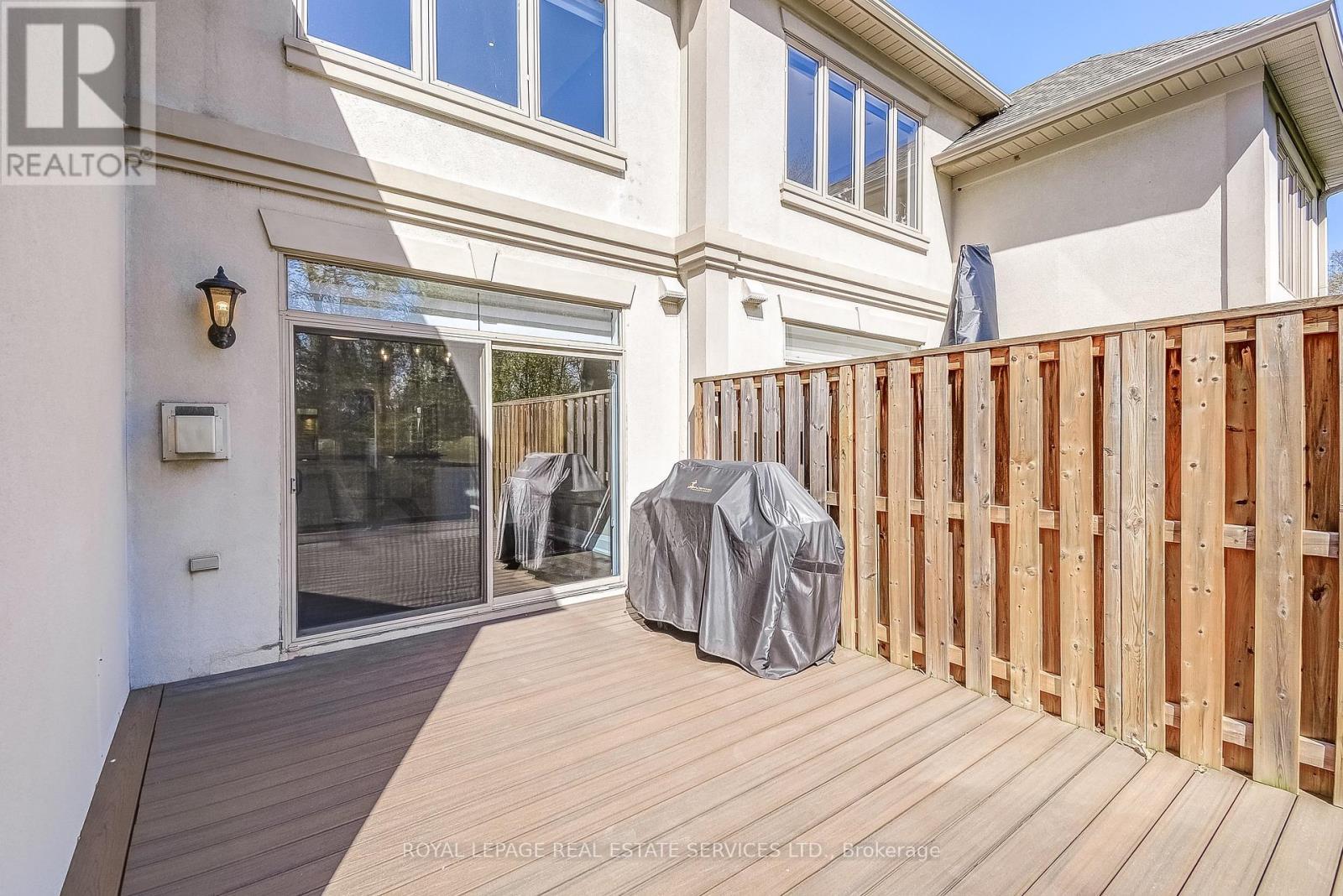 












11 - 2400 NEYAGAWA BOULEVARD

,
Oakville,




Ontario
L6H7P5

