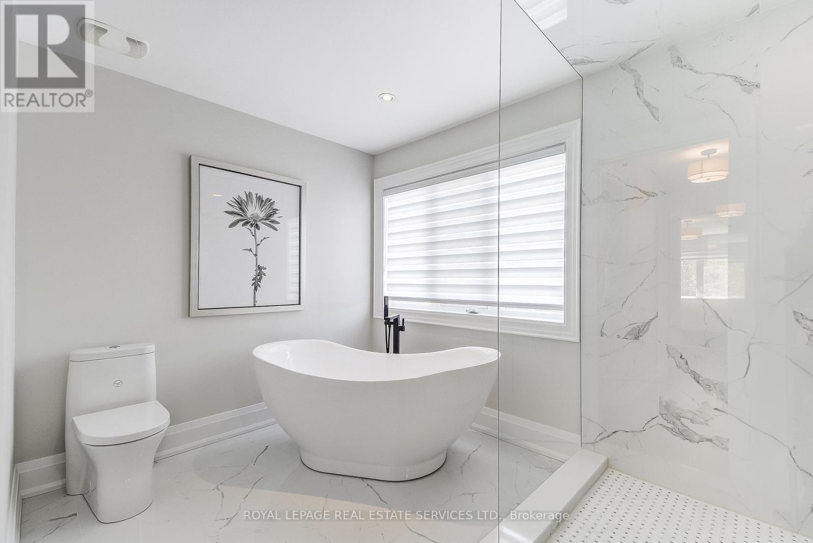 












11 - 2400 NEYAGAWA BOULEVARD

,
Oakville,




Ontario
L6H7P5

