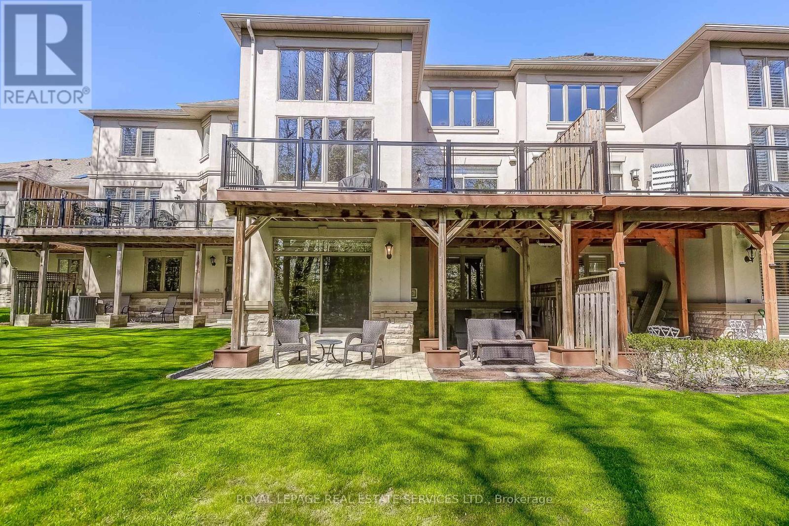 












11 - 2400 NEYAGAWA BOULEVARD

,
Oakville,




Ontario
L6H7P5

