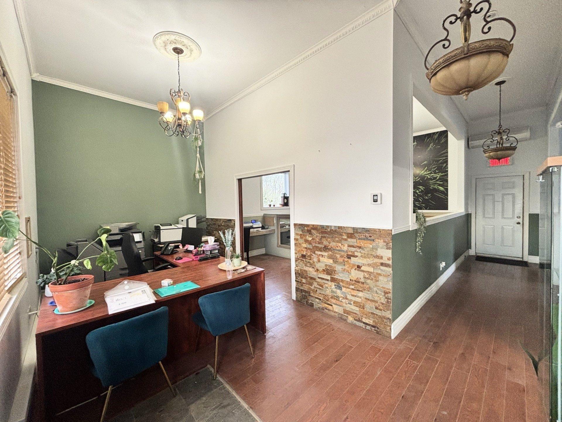 









37


Ch. du Ruisseau-des-Noyers

,
Saint-Jean-sur-Richelieu,




QC
J2Y1J4

