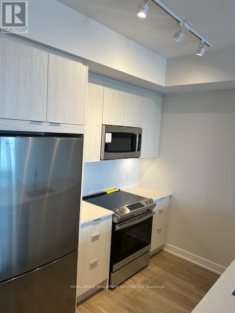 












4510 - 430 SQUARE ONE DRIVE

,
Mississauga,




Ontario
L5B0L6

