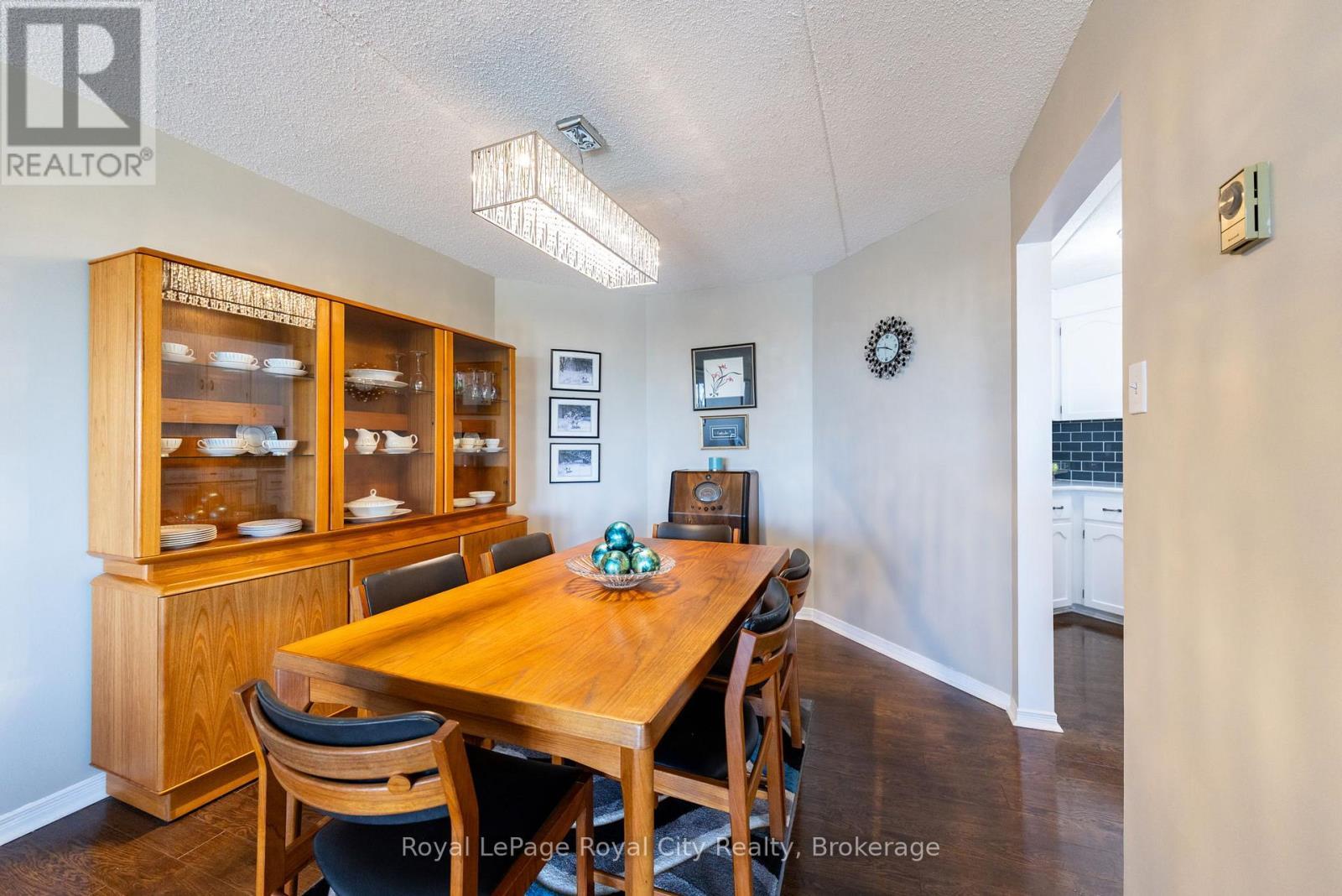 












601 - 8 CHRISTOPHER COURT

,
Guelph (Kortright West),




Ontario
N1G4N7


