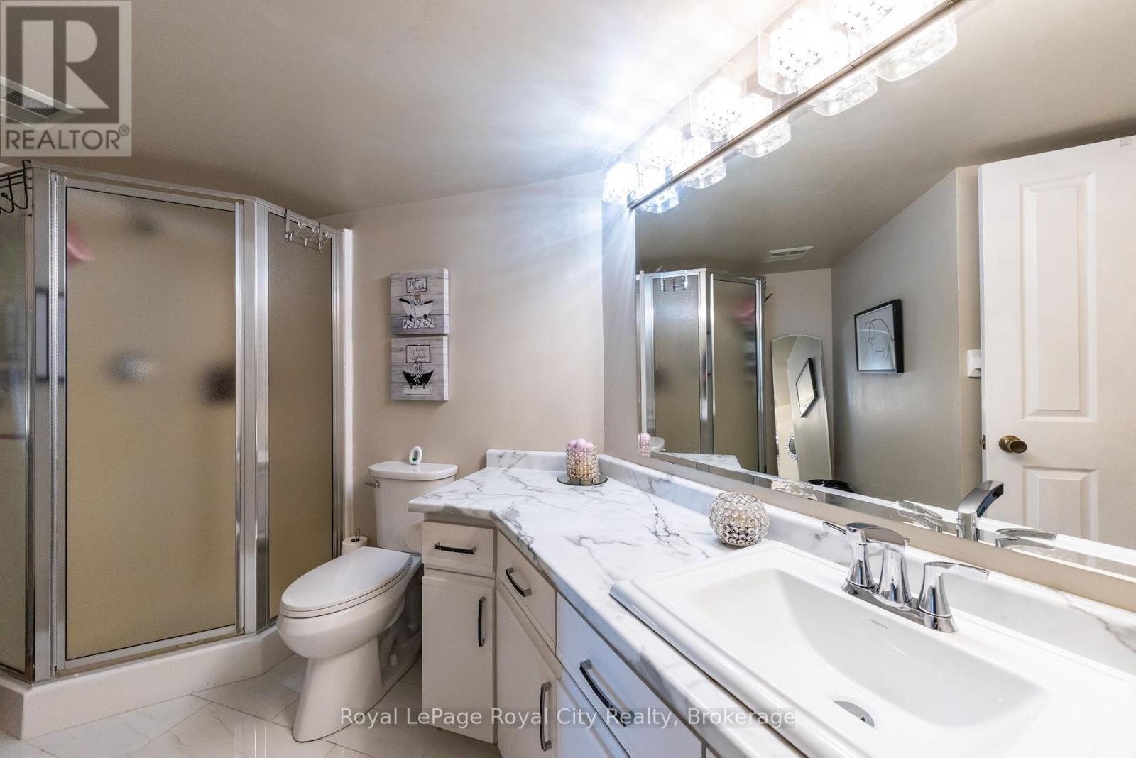 












601 - 8 CHRISTOPHER COURT

,
Guelph (Kortright West),




Ontario
N1G4N7

