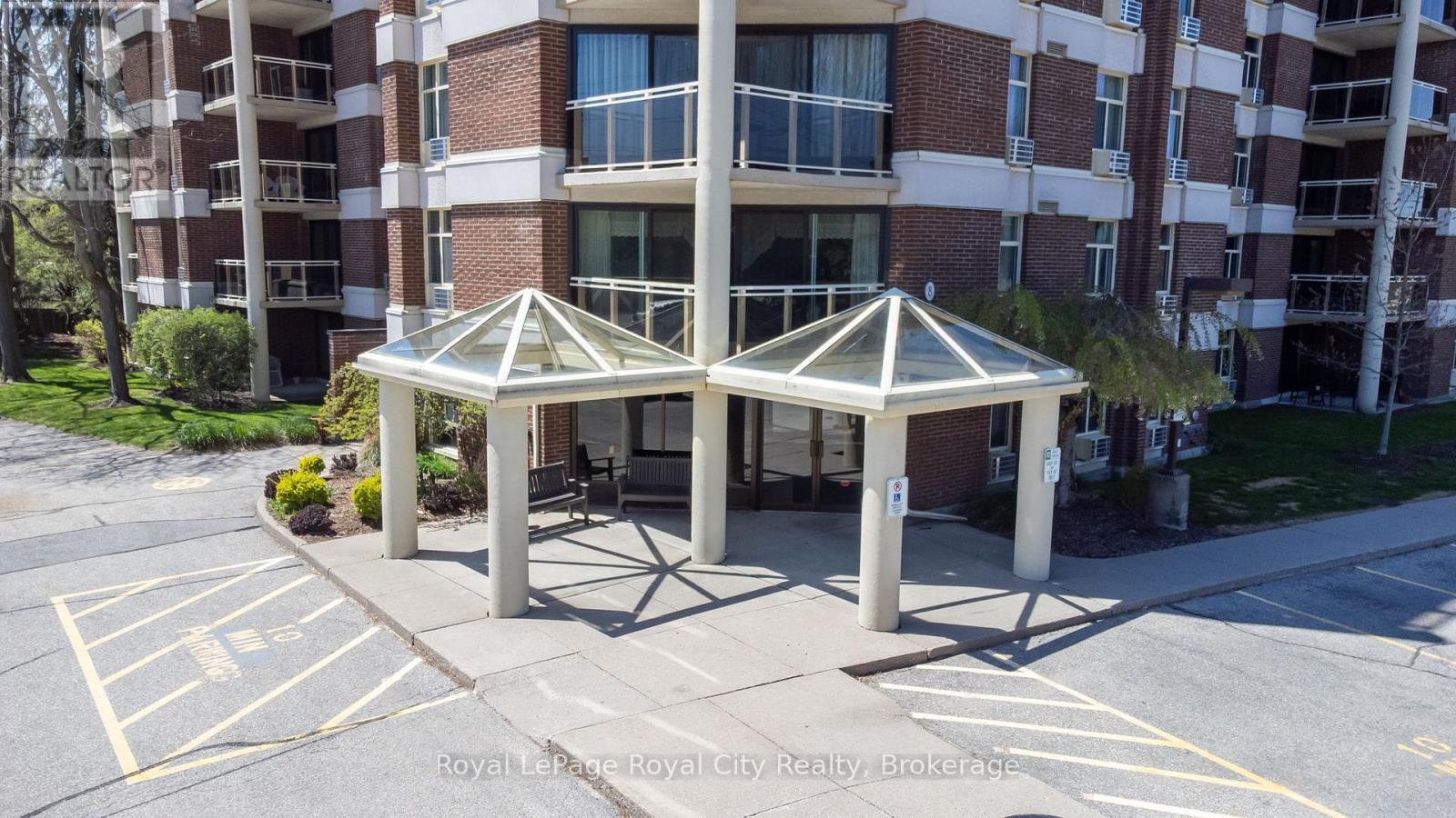 












601 - 8 CHRISTOPHER COURT

,
Guelph (Kortright West),




Ontario
N1G4N7

