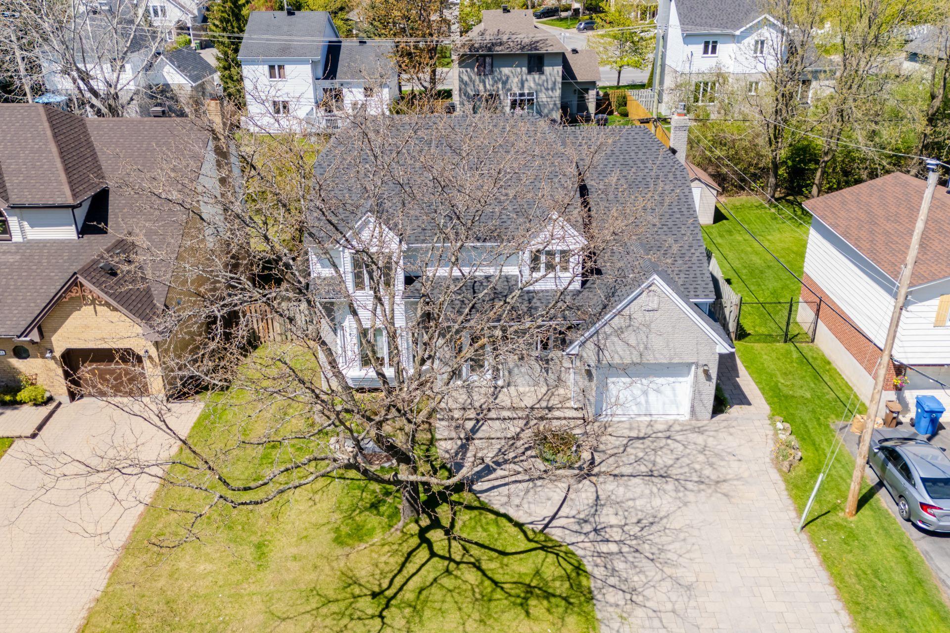 









129


Rue Houde

,
Kirkland,




QC
H9J3A8

