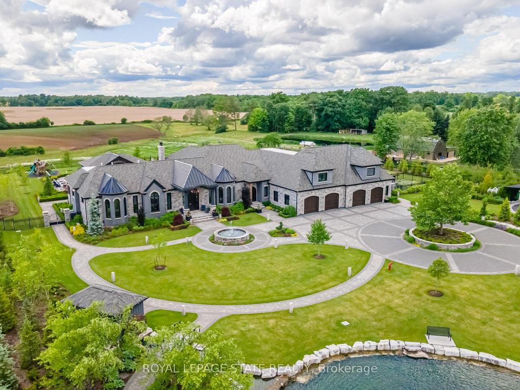 









1272


Fiddlers Green

Road,
Hamilton,




ON
L9G 3L1

