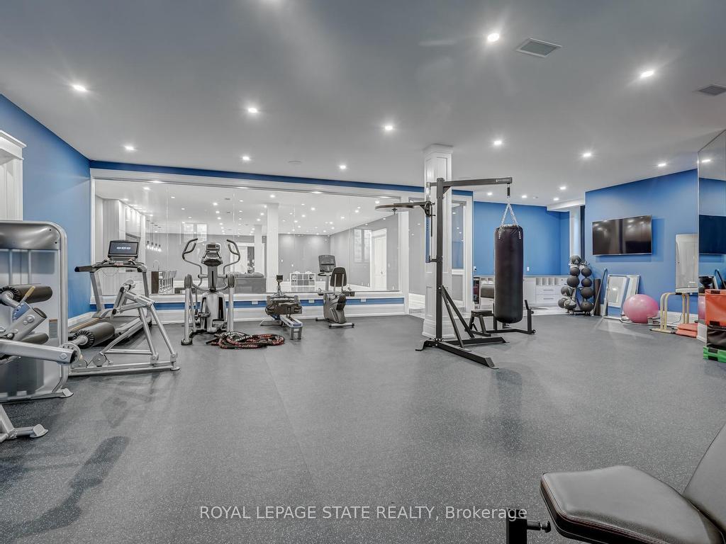 









1272


Fiddlers Green

Road,
Hamilton,




ON
L9G 3L1

