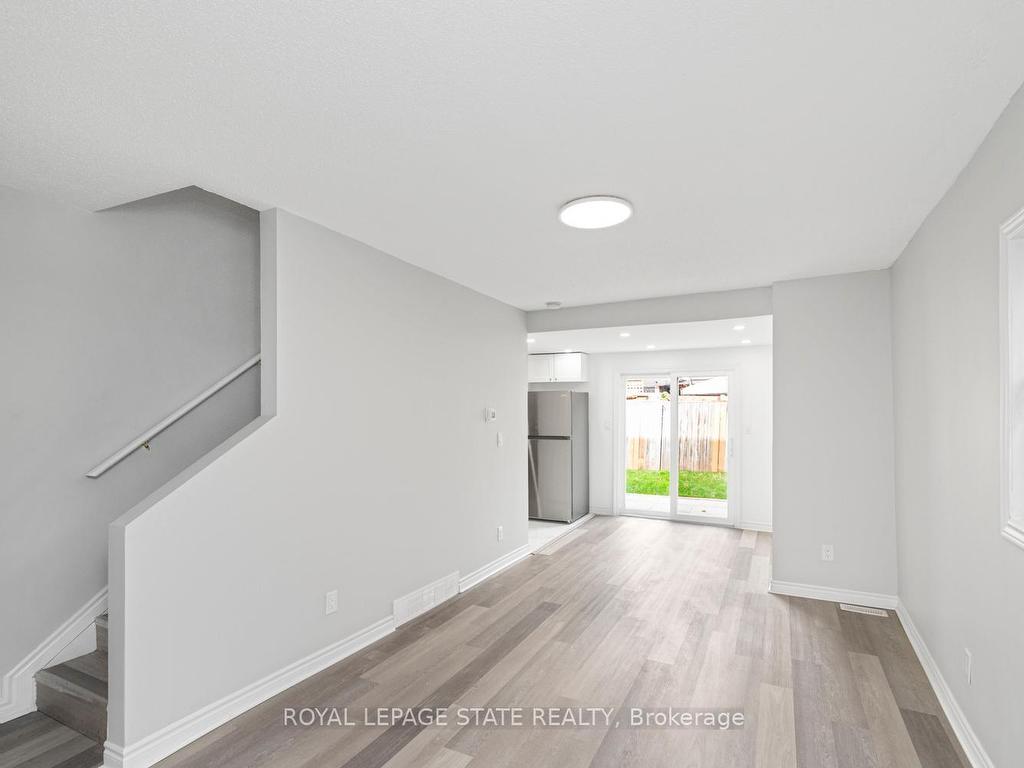 









333


Britannia

Avenue,
Hamilton,




ON
L8H 1Y4

