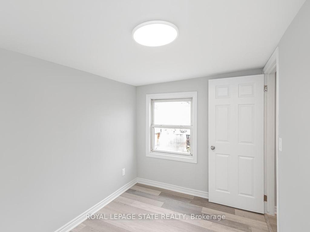 









333


Britannia

Avenue,
Hamilton,




ON
L8H 1Y4

