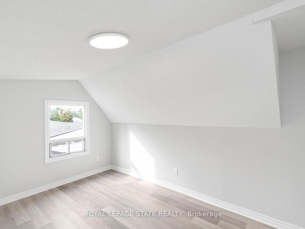 









333


Britannia

Avenue,
Hamilton,




ON
L8H 1Y4

