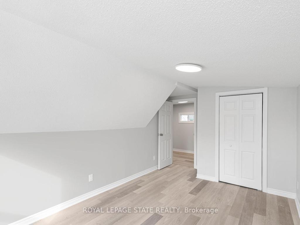 









333


Britannia

Avenue,
Hamilton,




ON
L8H 1Y4

