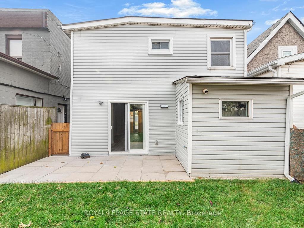 









333


Britannia

Avenue,
Hamilton,




ON
L8H 1Y4

