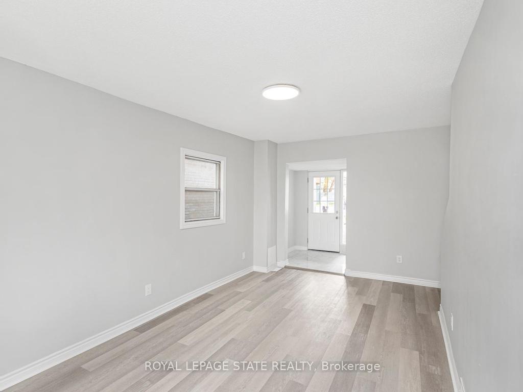 









333


Britannia

Avenue,
Hamilton,




ON
L8H 1Y4

