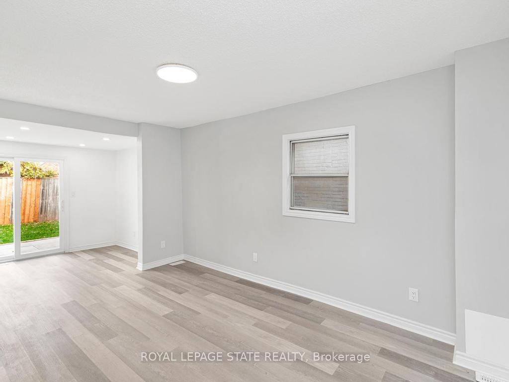 









333


Britannia

Avenue,
Hamilton,




ON
L8H 1Y4

