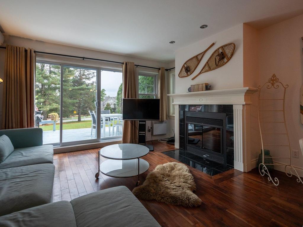 









400


Ch. Lakeside

, 42,
Lac-Brome,




QC
J0E1V0

