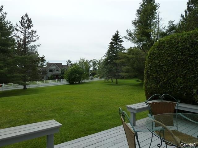 









400


Ch. Lakeside

, 42,
Lac-Brome,




QC
J0E1V0

