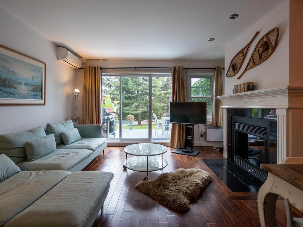 









400


Ch. Lakeside

, 42,
Lac-Brome,




QC
J0E1V0

