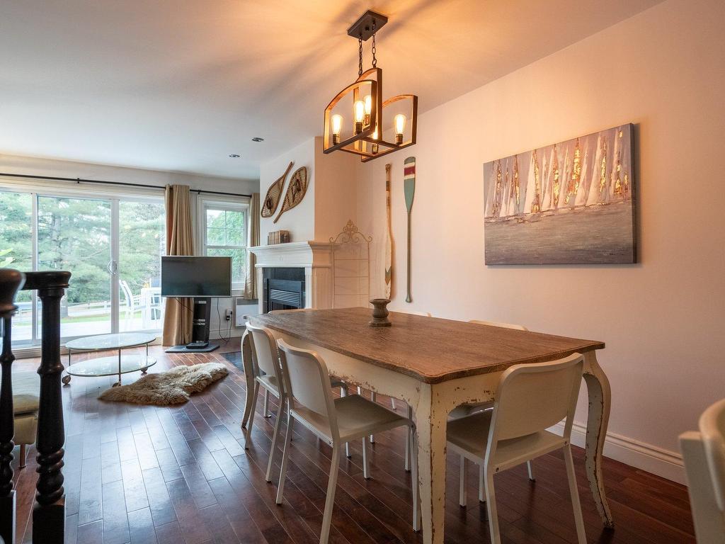 









400


Ch. Lakeside

, 42,
Lac-Brome,




QC
J0E1V0

