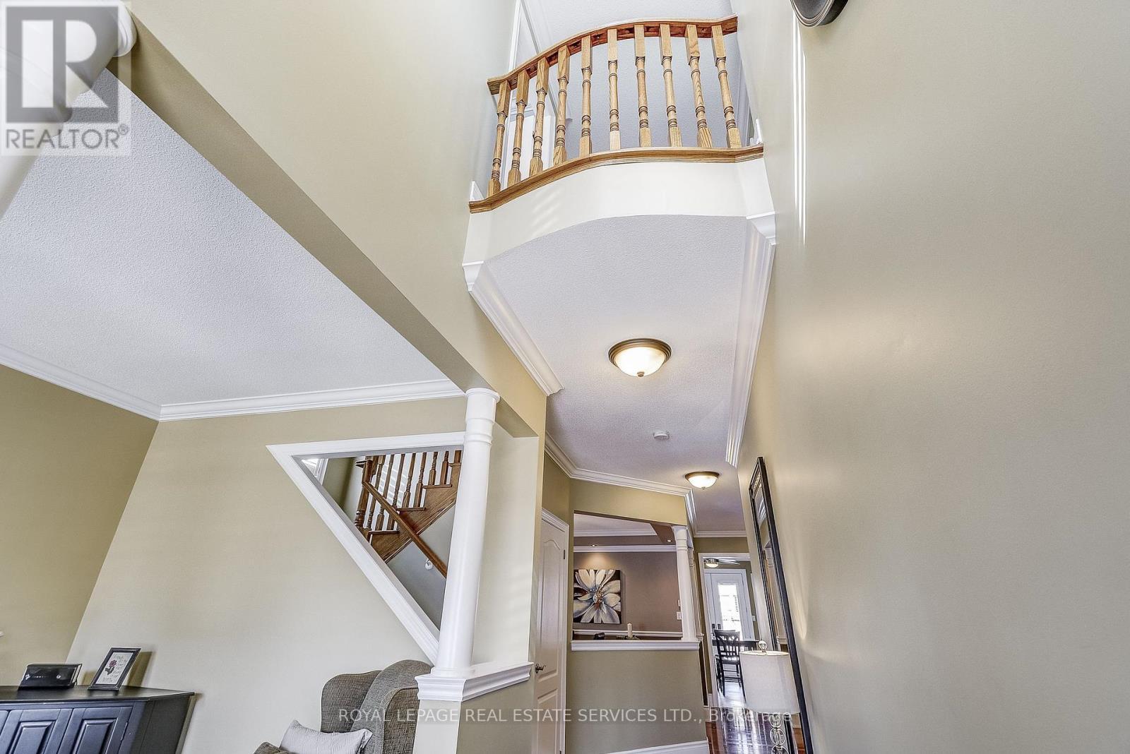 












2235 HATFIELD DRIVE

,
Oakville,




Ontario
L6M4W4

