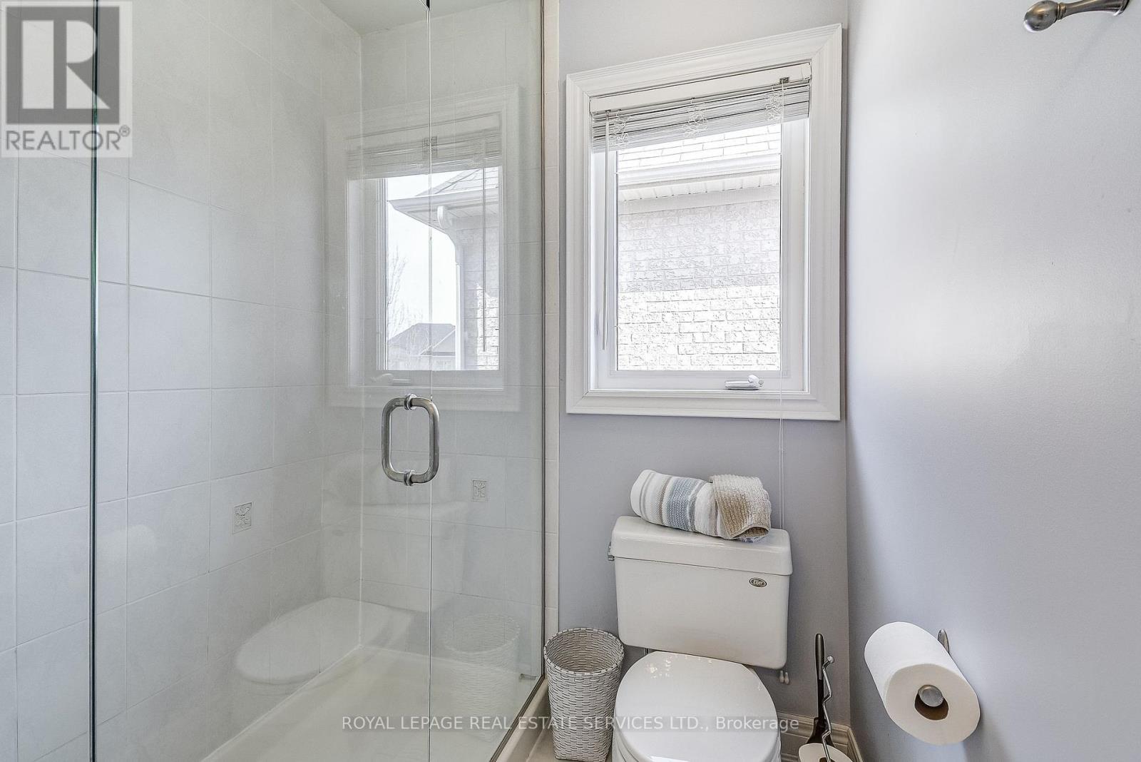 












2235 HATFIELD DRIVE

,
Oakville,




Ontario
L6M4W4

