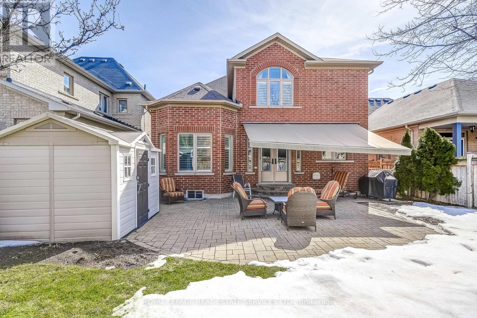 












2235 HATFIELD DRIVE

,
Oakville,




Ontario
L6M4W4

