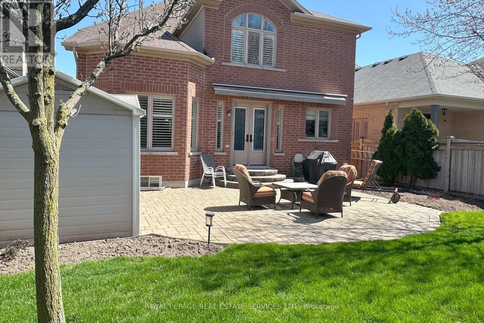 












2235 HATFIELD DRIVE

,
Oakville,




Ontario
L6M4W4

