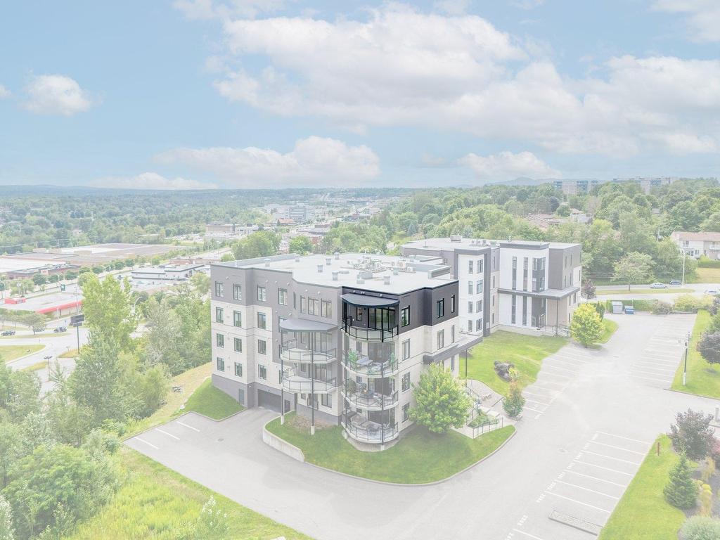 









120


Rue de Candiac

, 2403,
Sherbrooke (Les Nations),




QC
J1L1G8

