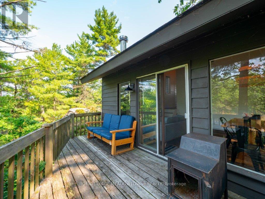 












460 ISLAND

,
The Archipelago,




Ontario
P2A2W8

