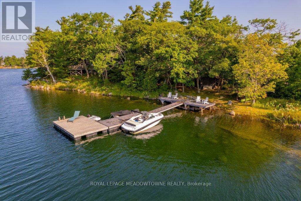 












460 ISLAND

,
The Archipelago,




Ontario
P2A2W8

