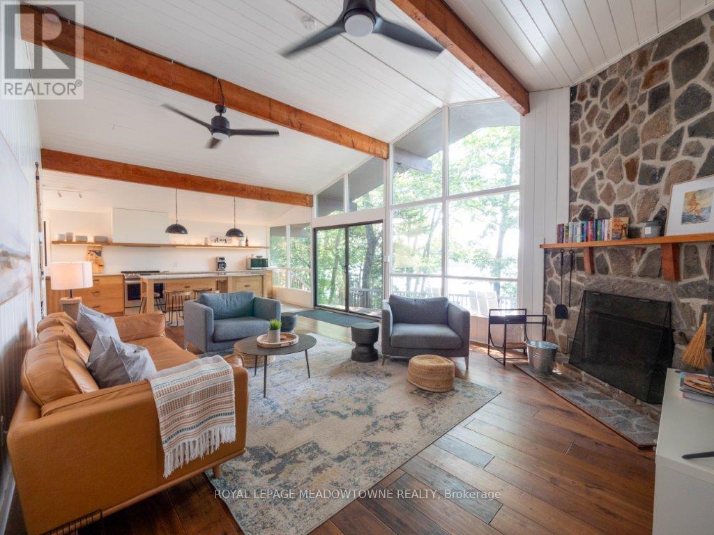 












460 ISLAND

,
The Archipelago,




Ontario
P2A2W8

