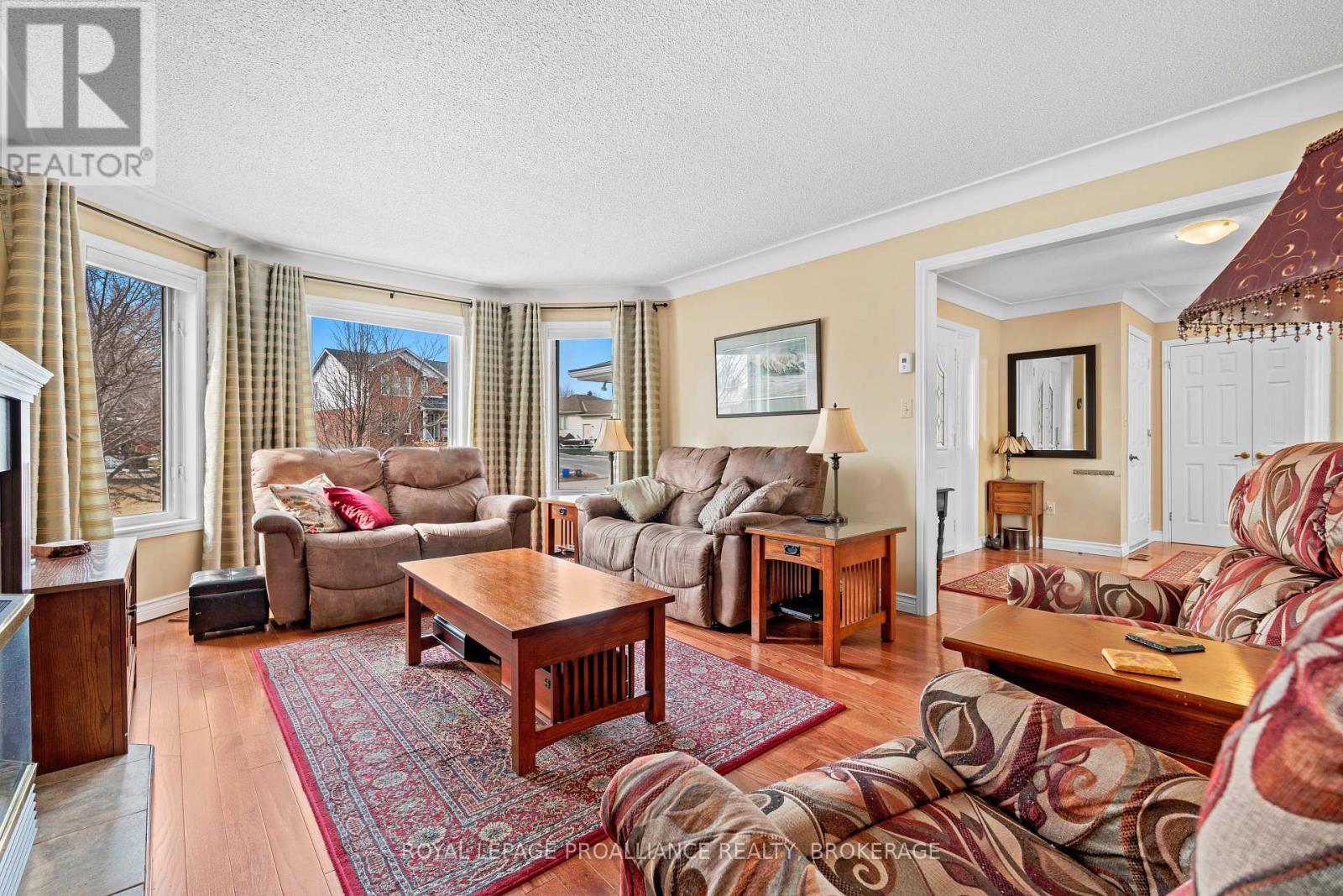 












254 FRIARHILL CRESCENT

,
Kingston (East Gardiners Rd),




Ontario
K7M8P4


